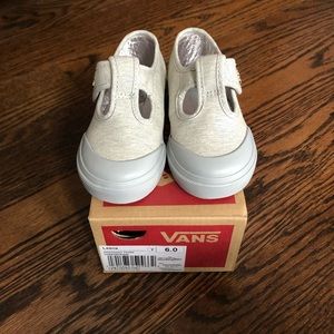 BNWT Toddler Vans size 6